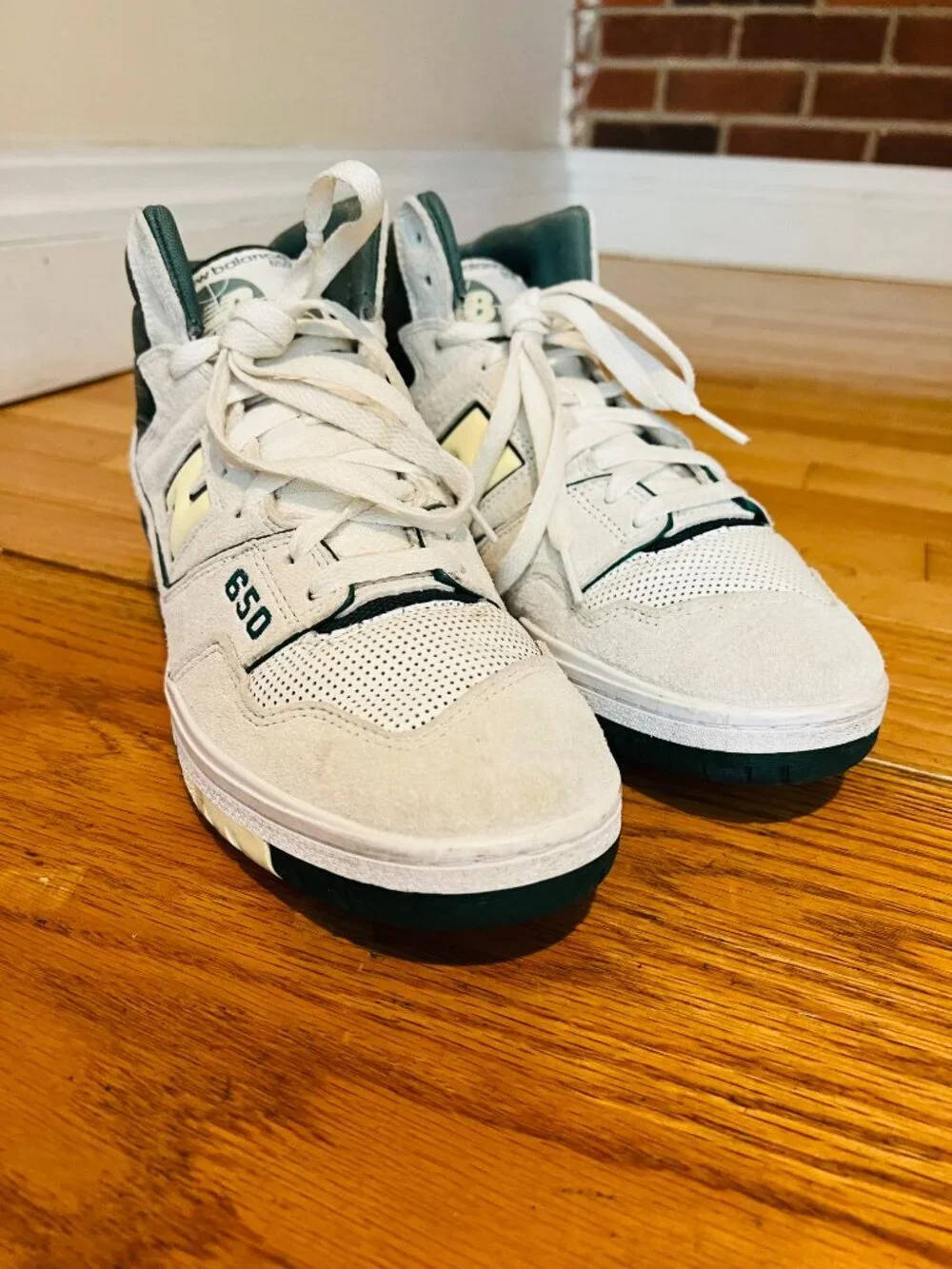 New Balance 650R Mens White Green BB650RVG Sneaker Size 9.5